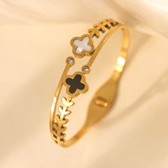 Dazzling Clover Accent Piece