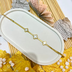 White Luminous Clover Aureate Whisper