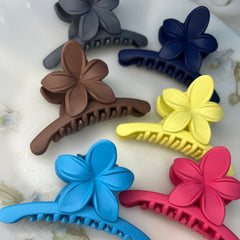 Vibrant Petal Medium Clips