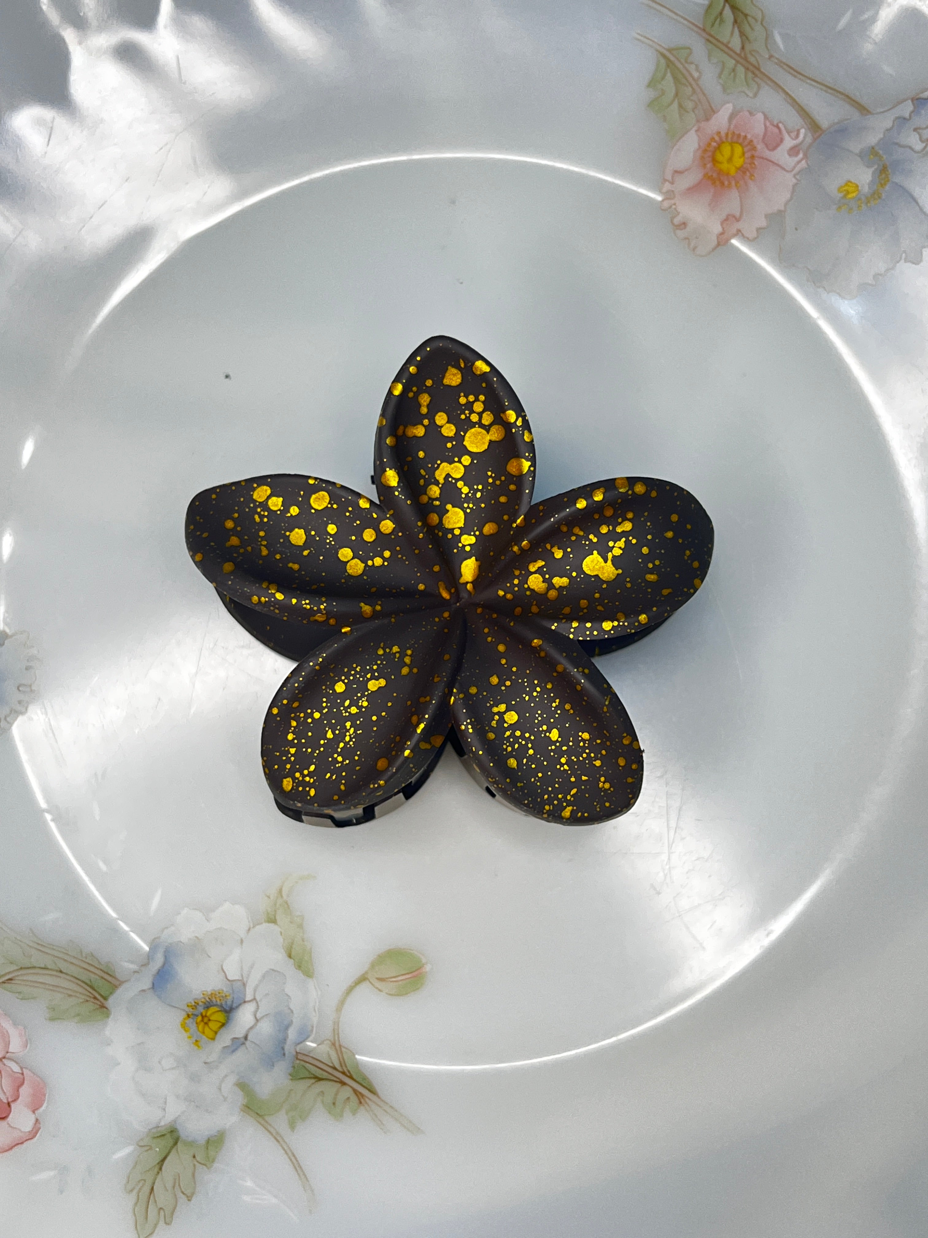 Solid Doted Hair Claws