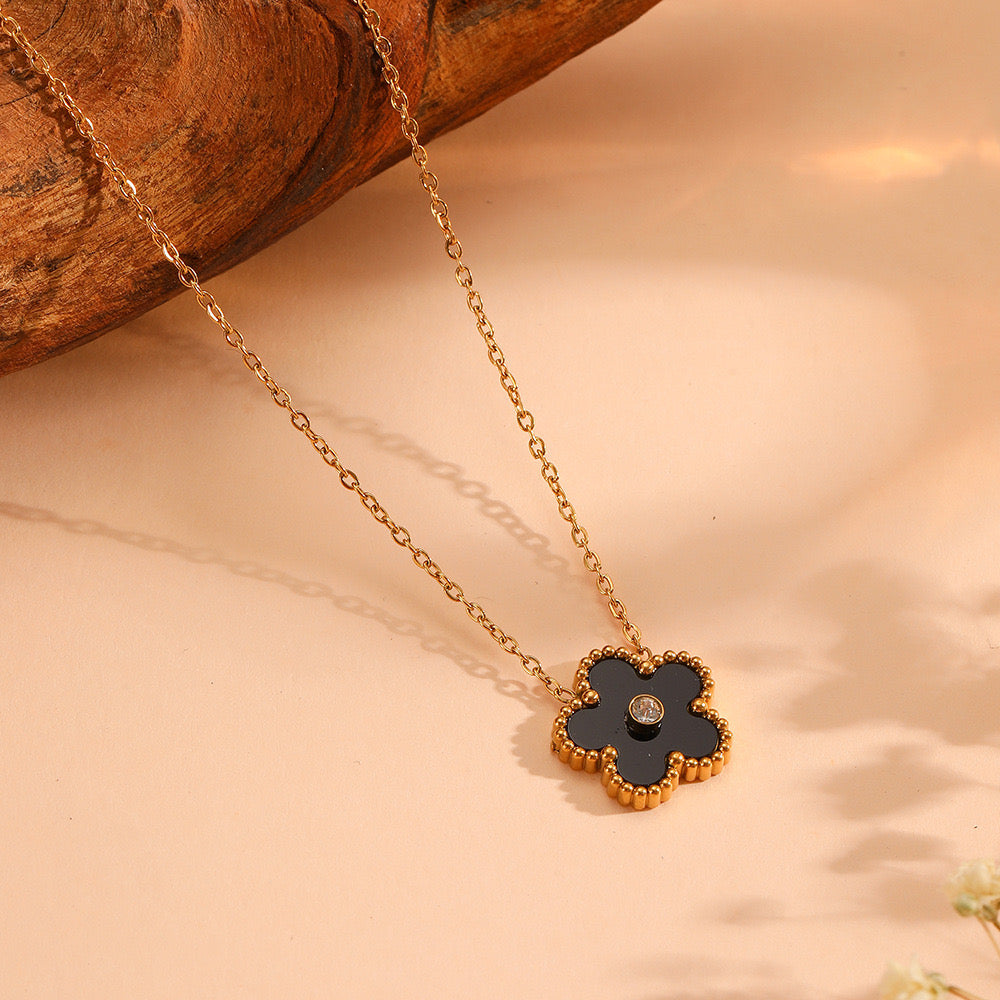 Black Floral (Necklace +bracelet +Earing+ring)