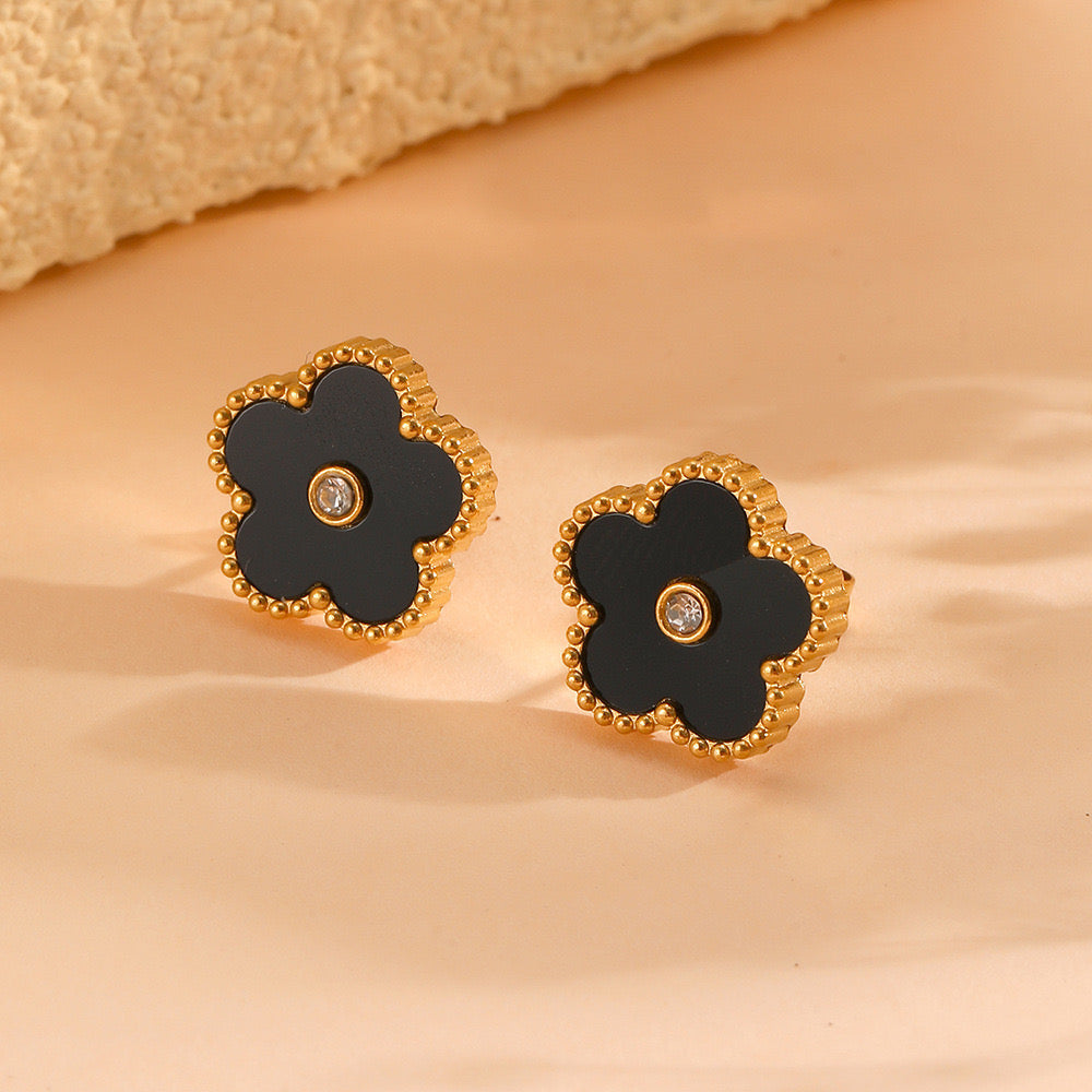 Black Floral (Necklace +bracelet +Earing+ring)