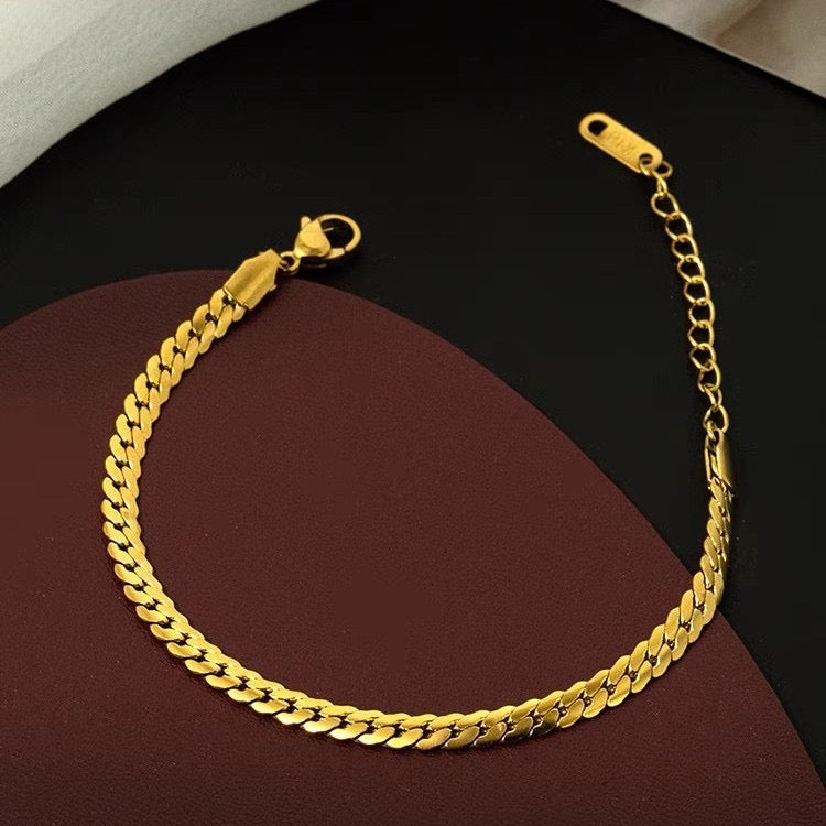 Regal Weave Treasure Design Bracelet