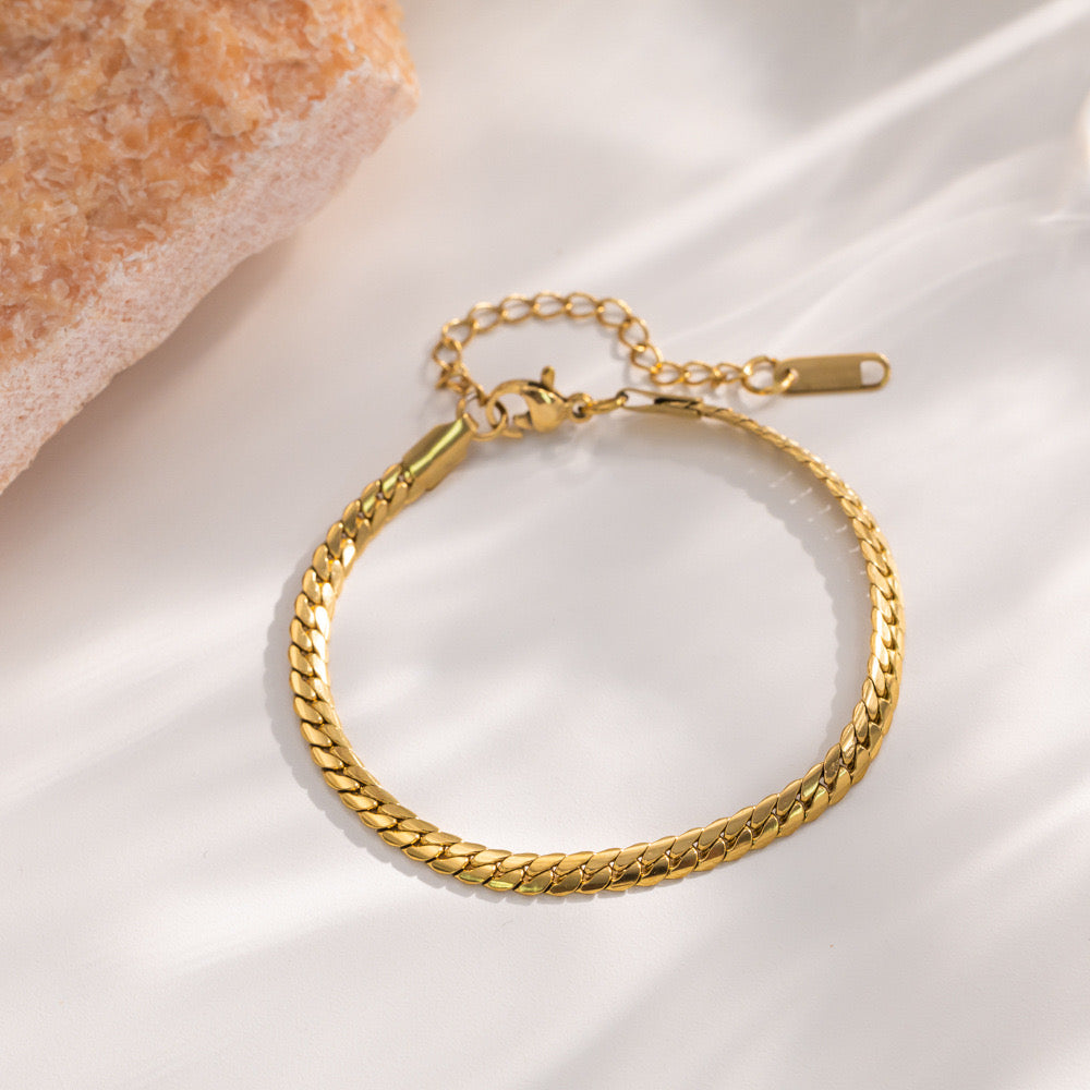 Regal Weave Treasure Design Bracelet