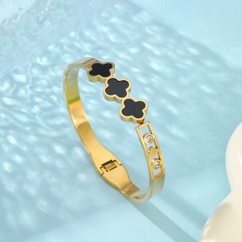 Elegant Triple Clover Bracelets