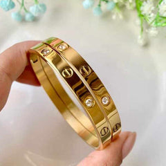 Cartier timeless Handcuffs