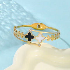 Dazzling Clover Accent Piece