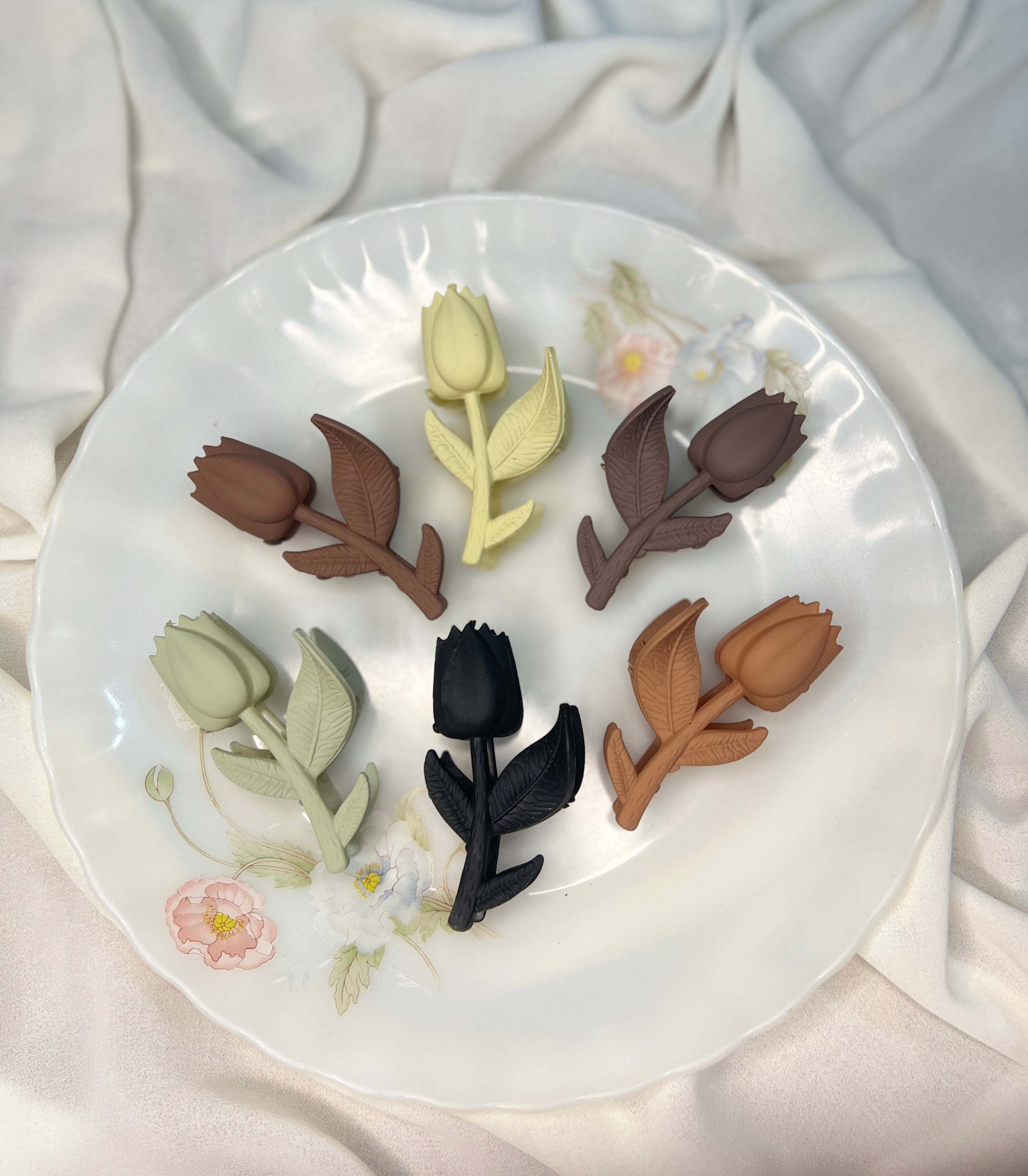 Tulip Hair Clips Medium