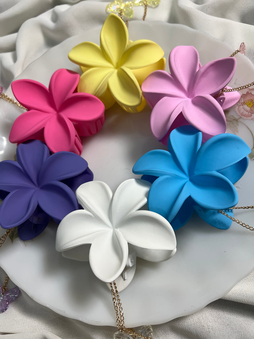 Solid Butterfly Hook Claw