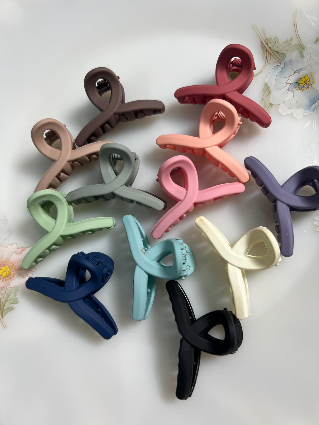 Mini Twisted Claw Clip