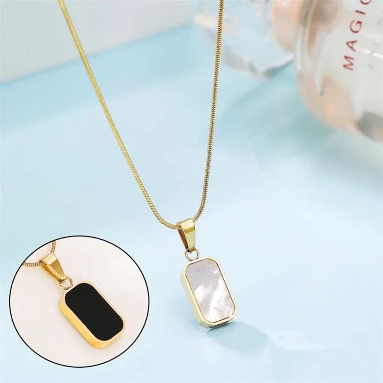 Majestic double sided pendent