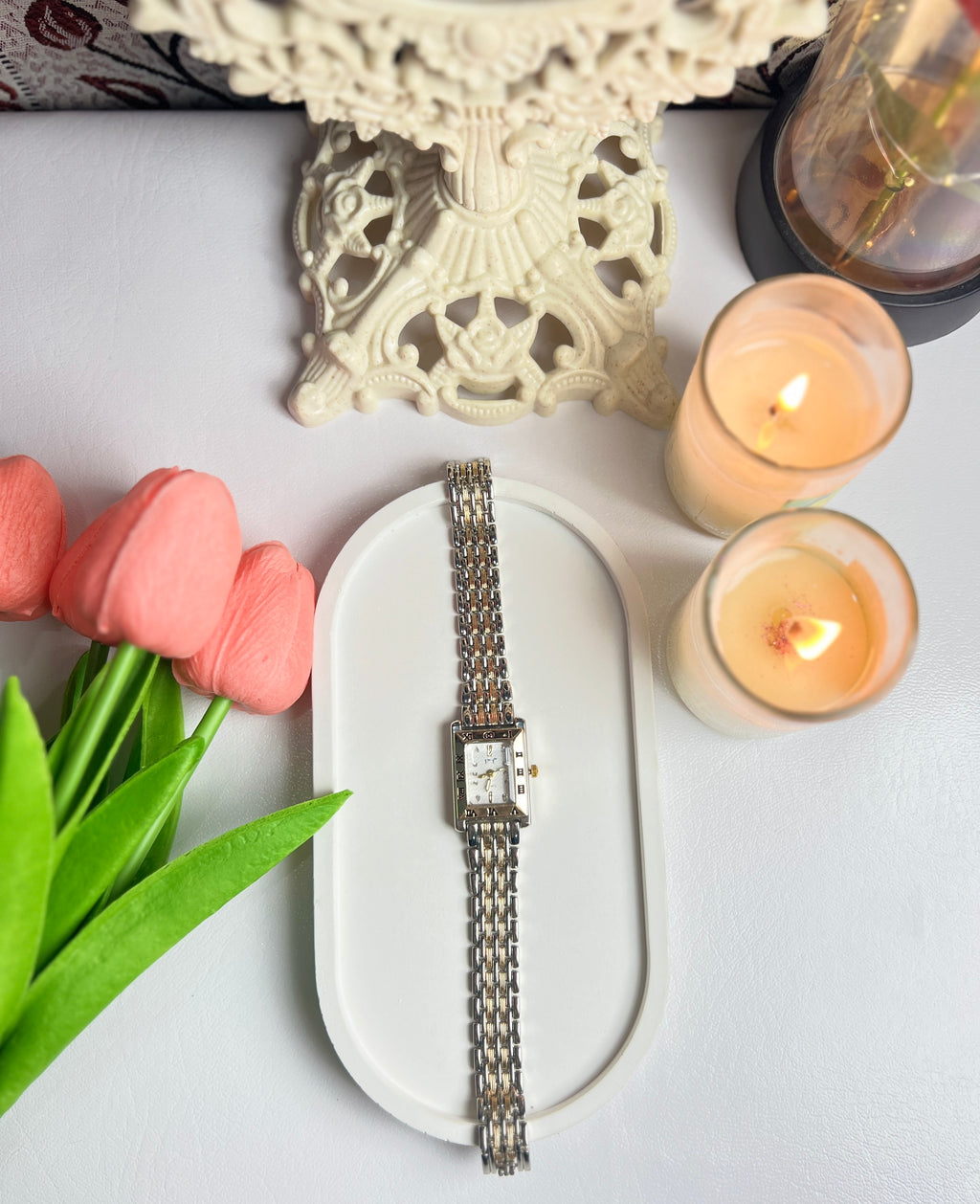 Two Tone Rectangular Dail